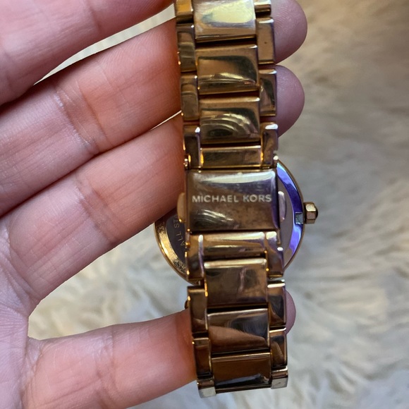 Michael Kors Parker rose gold tone watch - Picture 4 of 8